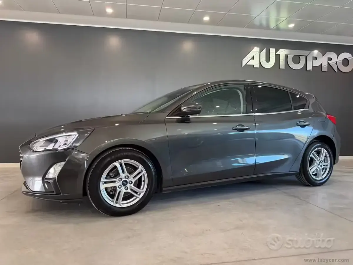 Usata Ford Focus Business Edition 125 CV (91 kW) 2021 Grigio Berlina
