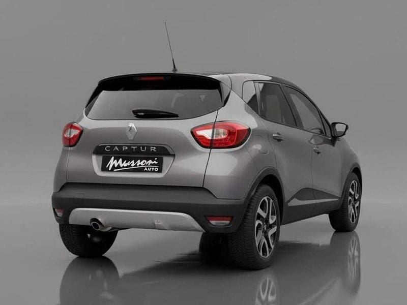 Usata Renault Captur 90 CV (66 kW) 2017 Grigio scuro met SUV