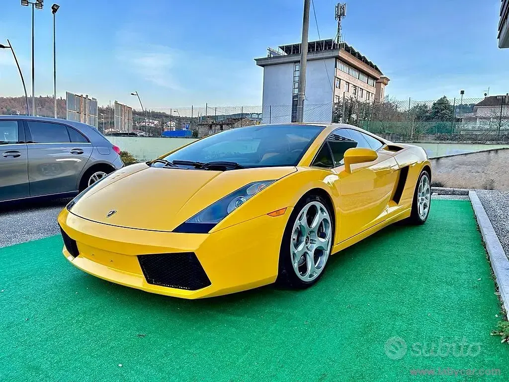 Usata Lamborghini Gallardo 500 CV (367 kW) 2004 Giallo Coupé