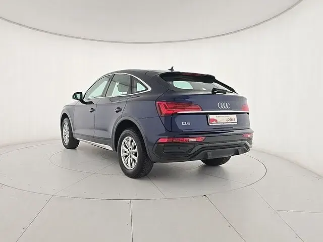 Usata Audi Q5 Sportback Advanced 204 CV (150 kW) 2022 Blu navarra metallizzato SUV