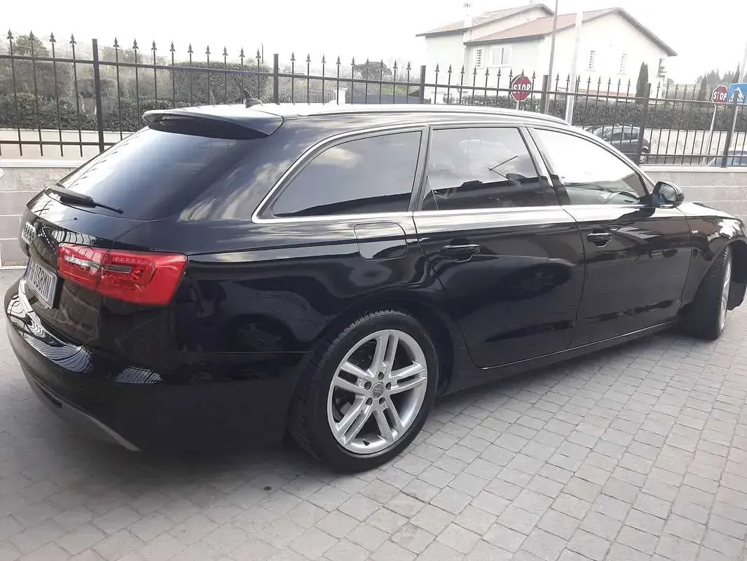 Usata Audi A6 Business Plus 177 CV (130 kW) 2012 Nero Station wagon