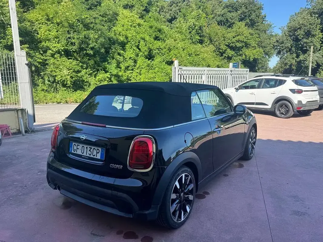 Usata Mini Cooper Cabriolet 136 CV (100 kW) 2021 Nero Cabrio