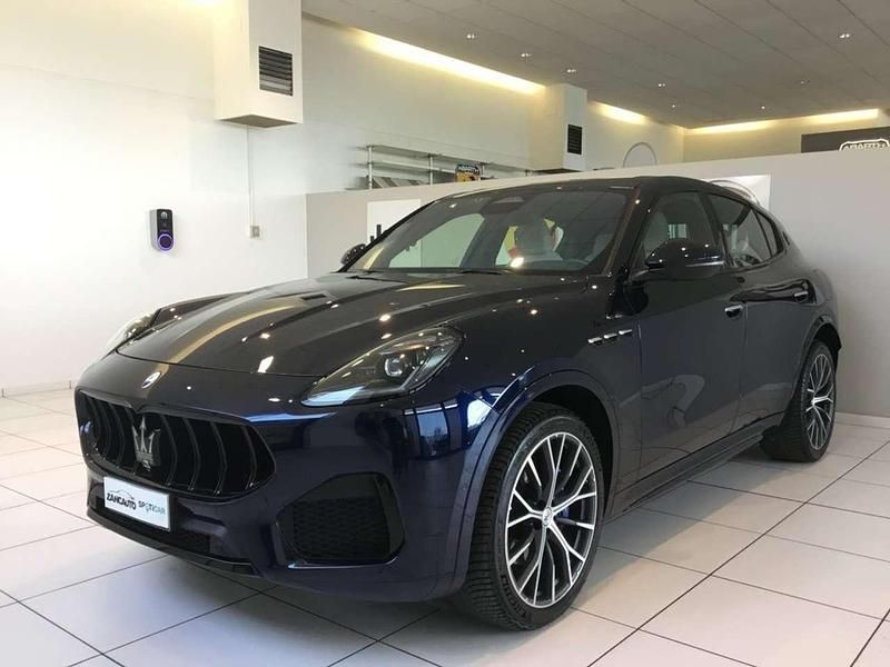 Usata Maserati Grecale 330 CV (242 kW) 2023 Blu/azzurro SUV