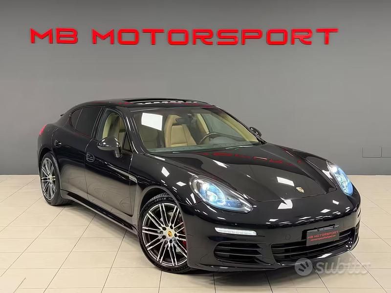 Usata Porsche Panamera Edition 300 CV (220 kW) 2016 Nero Utilitaria