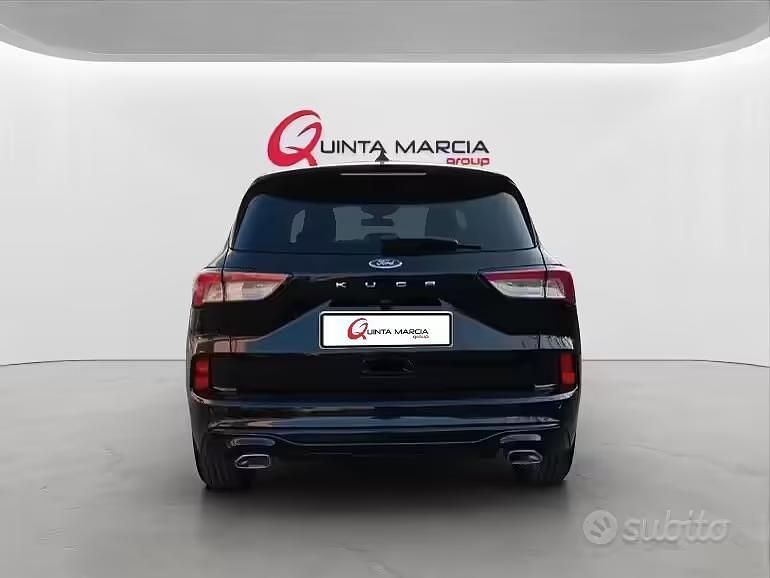 Usata Ford Kuga ST-Line 120 CV (88 kW) 2022 Nero SUV