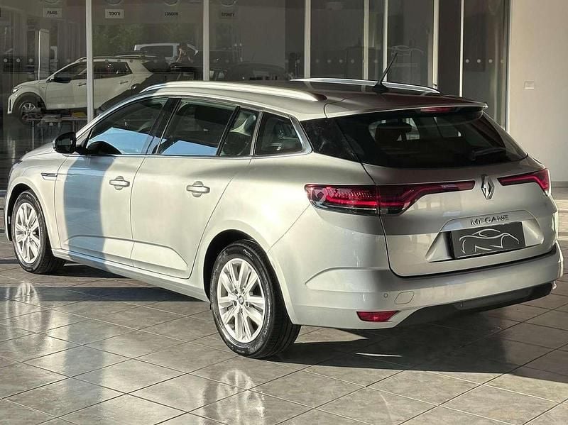 Usata Renault Mégane GrandTour Equilibre 116 CV (85 kW) 2022 Argento Station wagon