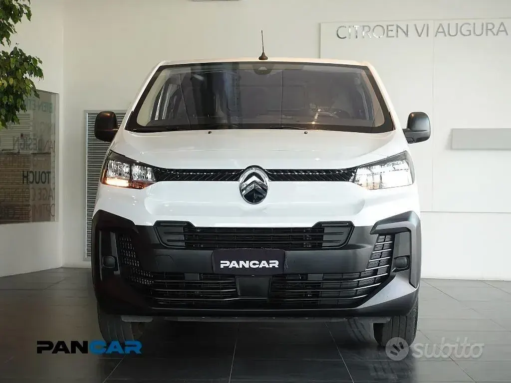 Usata Citroën Jumpy 144 CV (105 kW) 2024 Bianco Monovolume