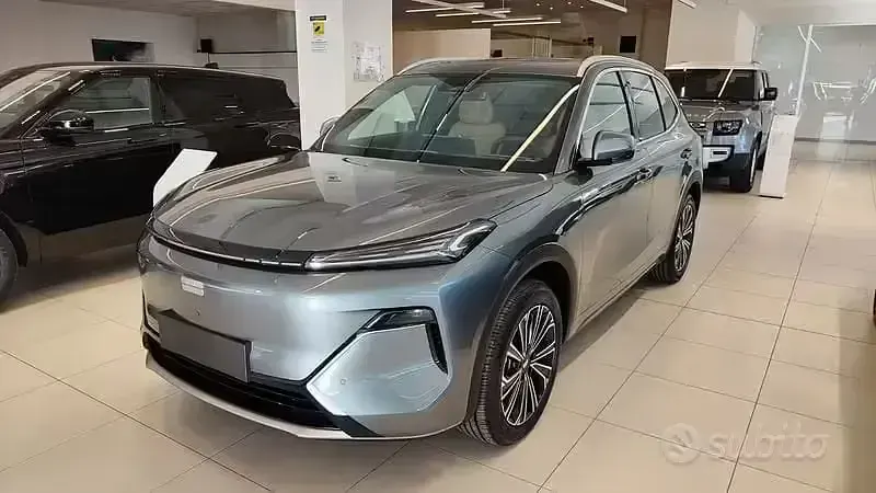 Nuova Geely Starray 262 CV (192 kW) 2026 Other SUV