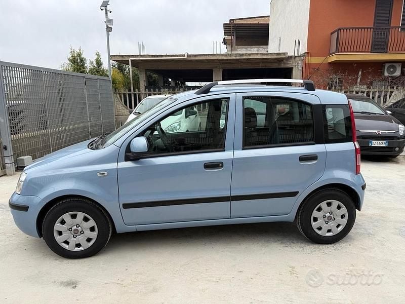 Usata Fiat Panda Active 69 CV (50 kW) 2012 Blu Berlina