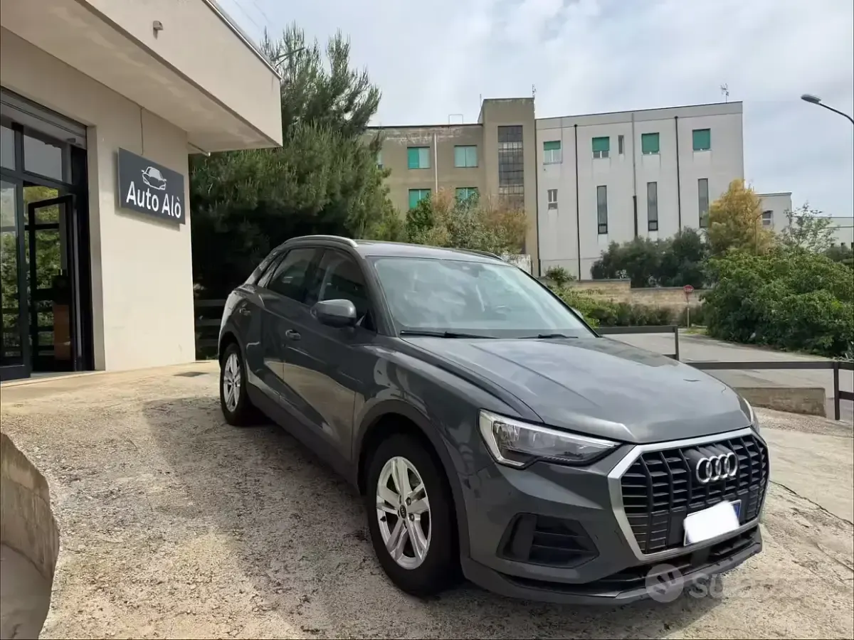 Usata Audi Q3 Business 150 CV (110 kW) 2022 Grigio SUV