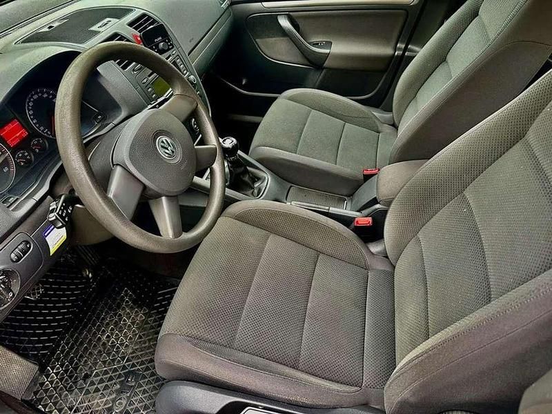 Usata VW Golf IV Comfortline 105 CV (77 kW) 2005 Grigio Berlina