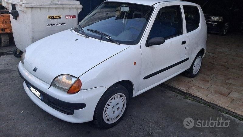 Usata Fiat Seicento 54 CV (39 kW) 1999 Bianco Utilitaria