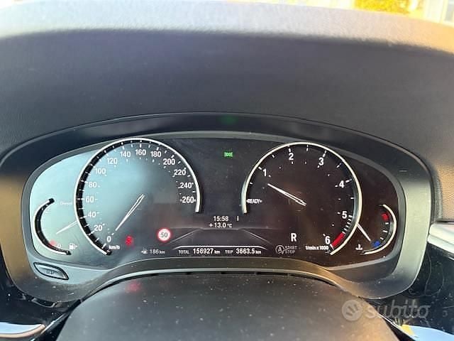 Usata BMW 530 Luxury Line 249 CV (183 kW) 2019 Grigio Station wagon