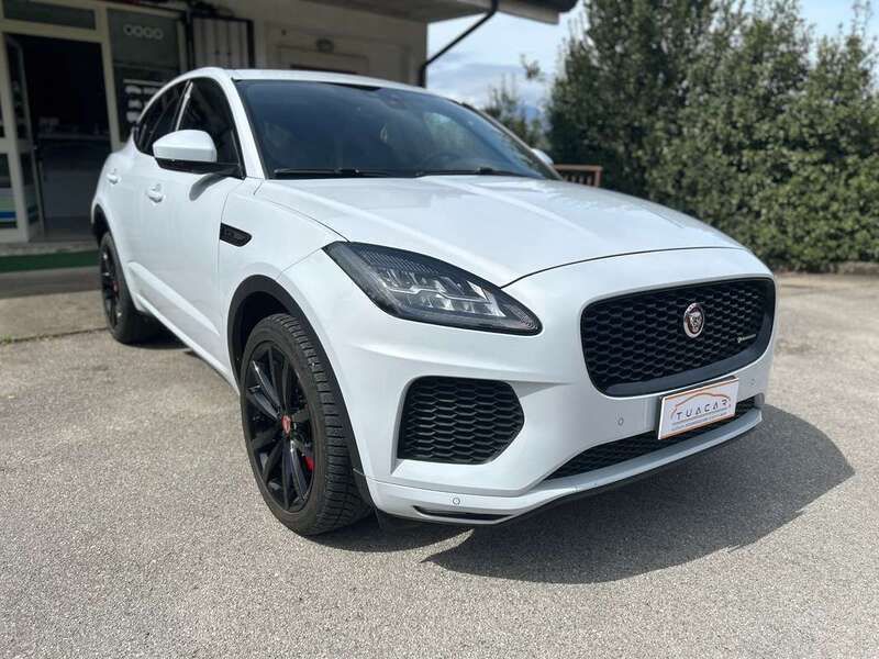 Bianco Usata 2021 Jaguar E-Pace Chequered Flag SUV | 26.900 € (Buon prezzo) - Immagine 1/4