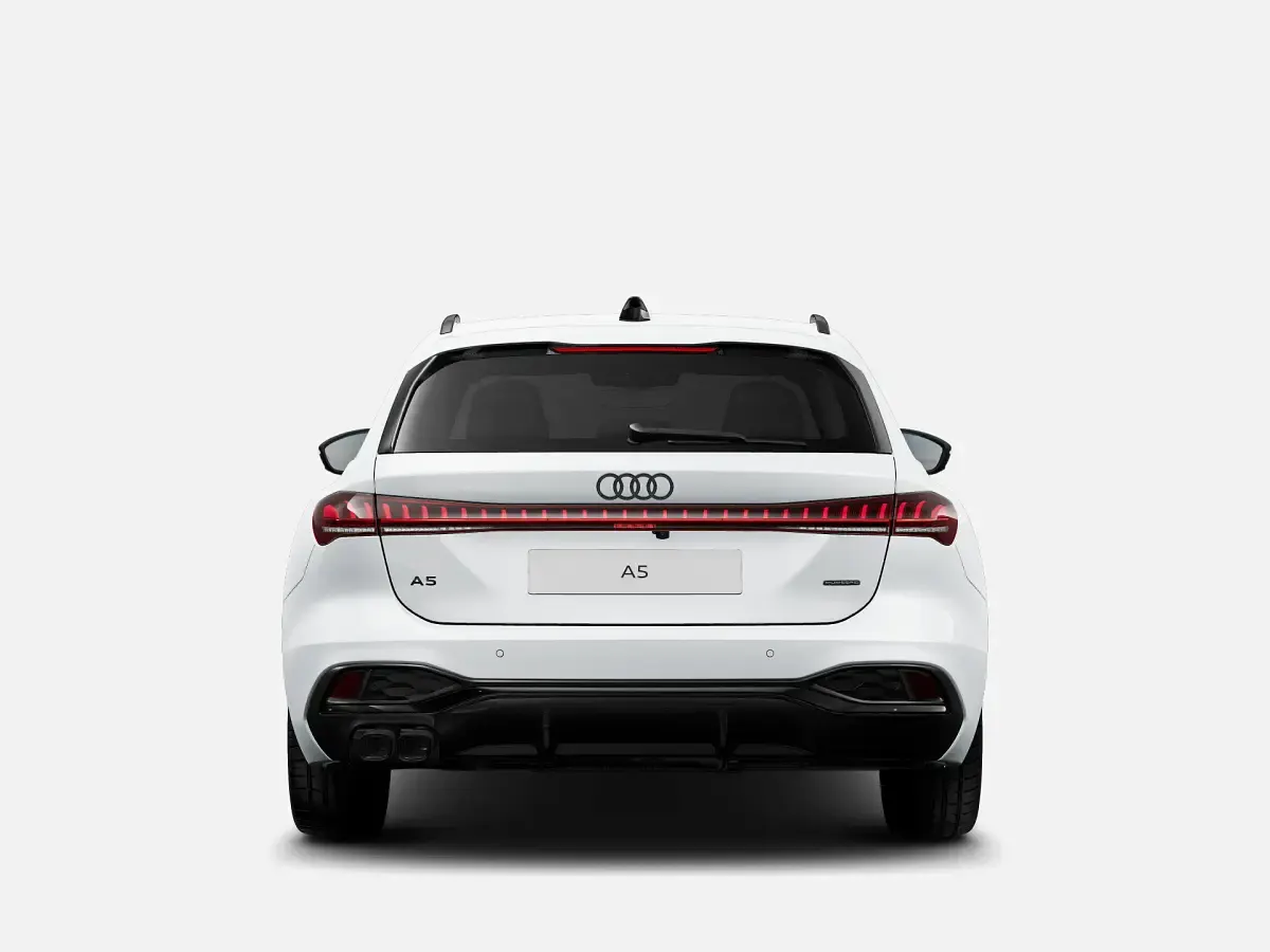 Nuova Audi A5 S-Line 204 CV (150 kW) 2026 Bianco ghiaccio metallizzato Station wagon