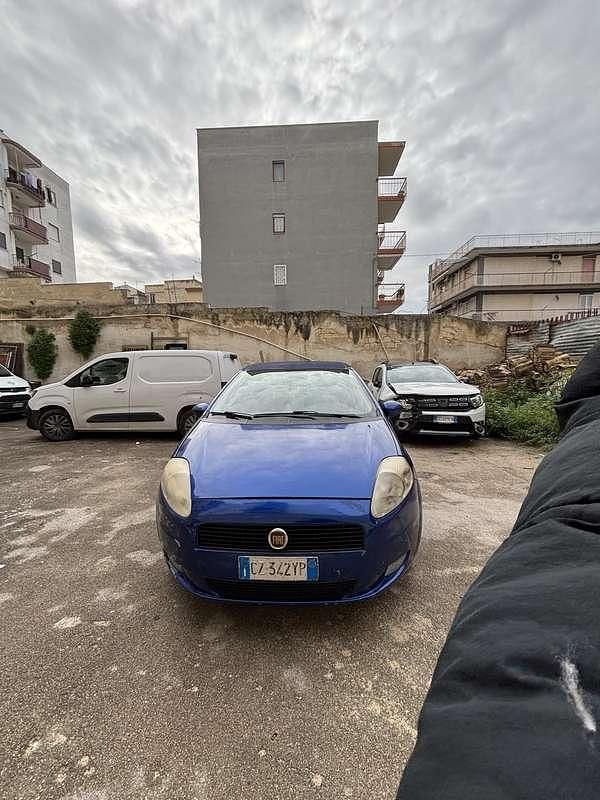 Usata Fiat Grande Punto 65 CV (47 kW) 2006 Utilitaria