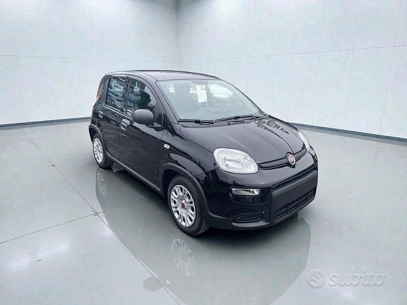 Usata Fiat Panda S 70 CV (51 kW) 2024 Nero Utilitaria