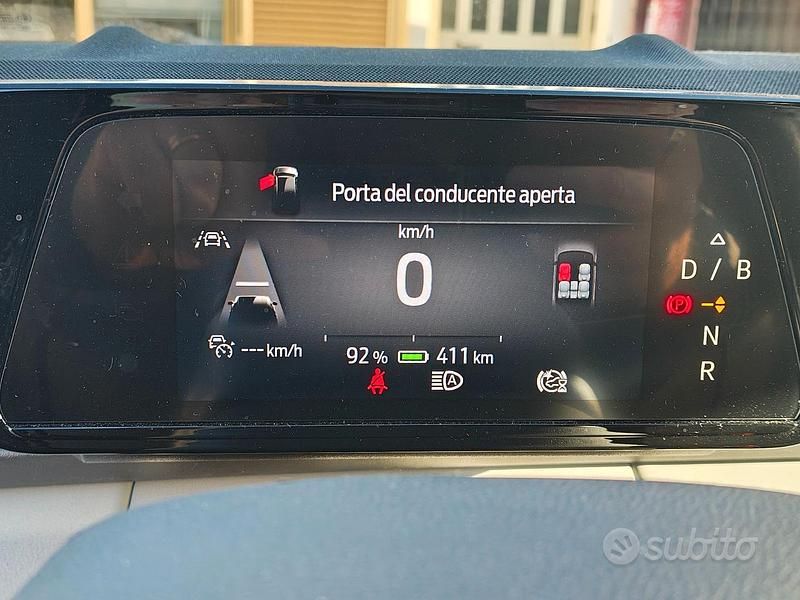 Usata Ford Explorer 210 kW (286 CV) 2025 Bianco SUV