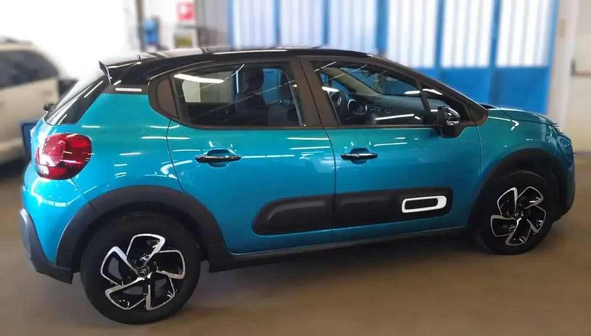 Usata Citroën C3 PureTech 83 CV (61 kW) 2022 Spring blue Utilitaria