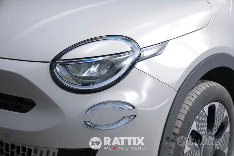 Usata Fiat 600 La Prima 101 CV (74 kW) 2025 Giallo SUV