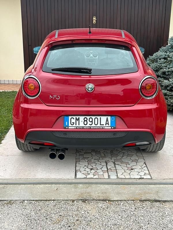 Usata Alfa Romeo MiTo 85 CV (62 kW) 2012 Rosso Utilitaria