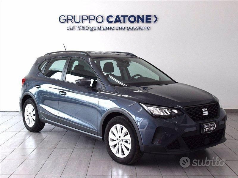 Usata Seat Arona Reference 95 CV (69 kW) 2024 Grigio SUV