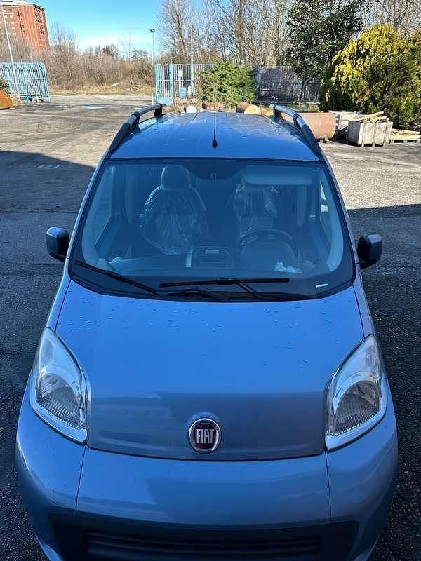 Usata Fiat Qubo Dynamic 95 CV (69 kW) 2015 Blu/azzurro Monovolume
