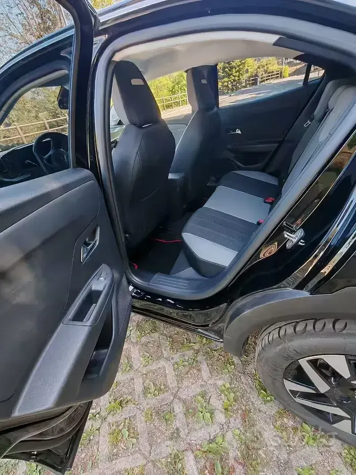 Gebraucht Opel Mokka 110 PS (80 kW) 2023 SUV