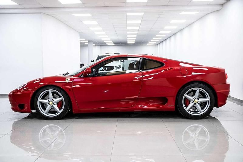 Usata Ferrari 360 400 CV (294 kW) 2004 Rosso Coupé