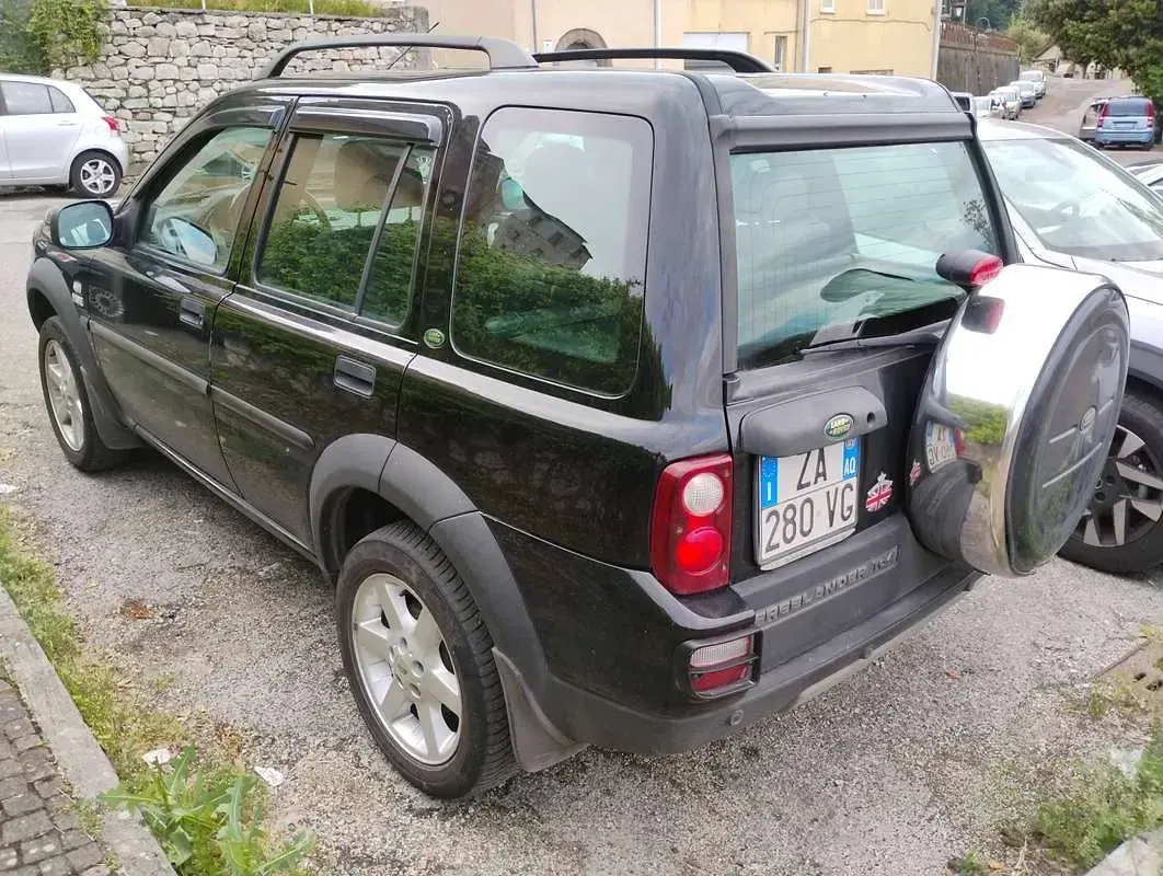 Usata Land Rover Freelander HSE 111 CV (81 kW) 2005 Nero SUV