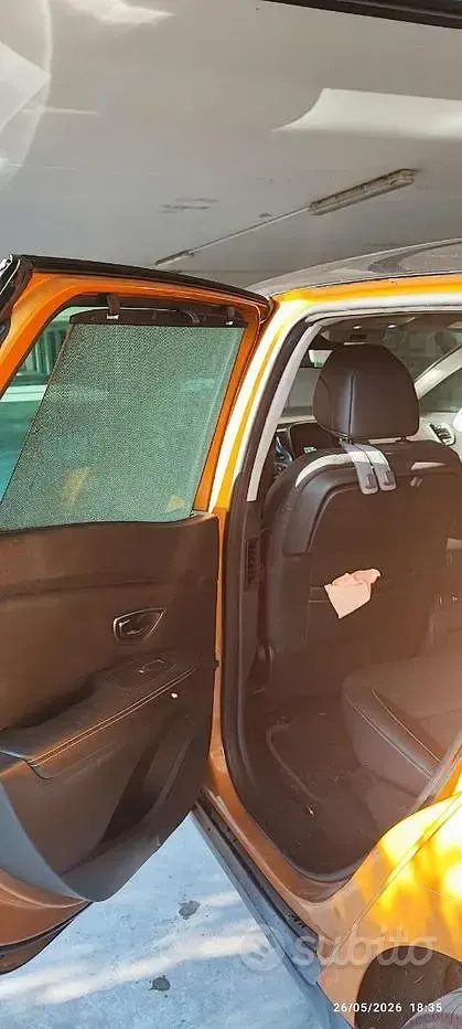 Usata Renault Scénic III 110 CV (80 kW) 2017 Giallo Monovolume