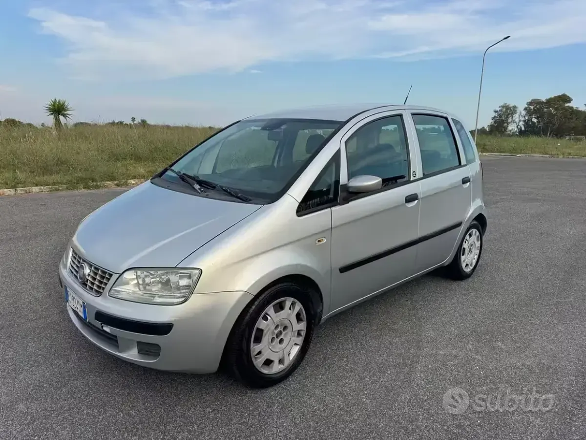 Usata Fiat Idea Active 95 CV (69 kW) 2012 Monovolume