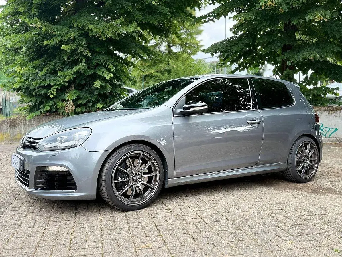 Usata VW Golf VII R 270 CV (198 kW) 2012 Berlina