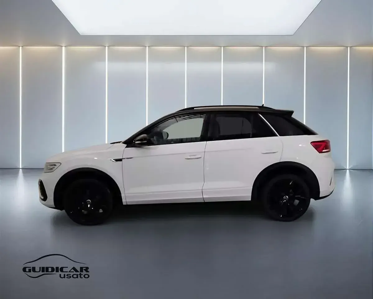 Usata VW T-Roc R-line 150 CV (110 kW) 2023 Bianco SUV