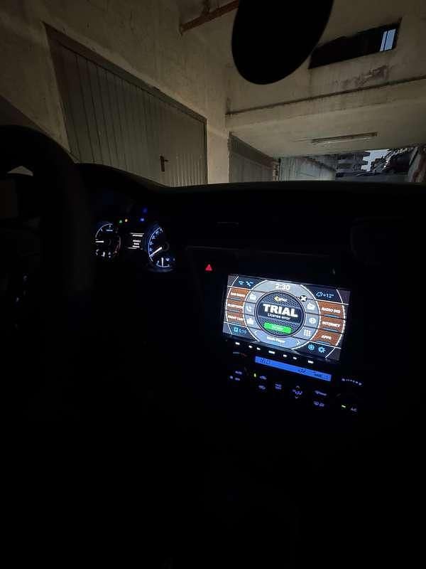 Usata Toyota Auris Active 90 CV (66 kW) 2013 Grigio Station wagon