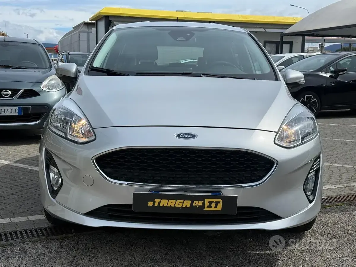 Usata Ford Fiesta 95 CV (69 kW) 2021 Grigio Utilitaria