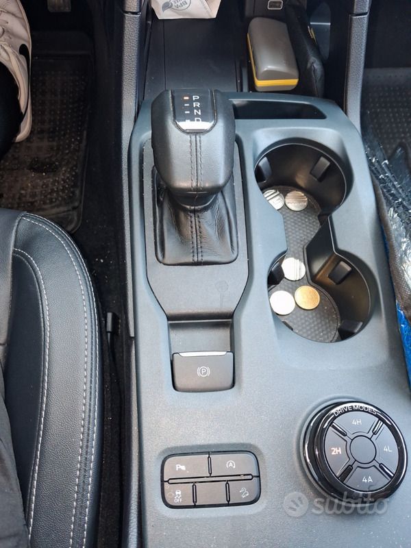 Usata Ford Ranger Limited 205 CV (150 kW) 2023 Blu Pick-up