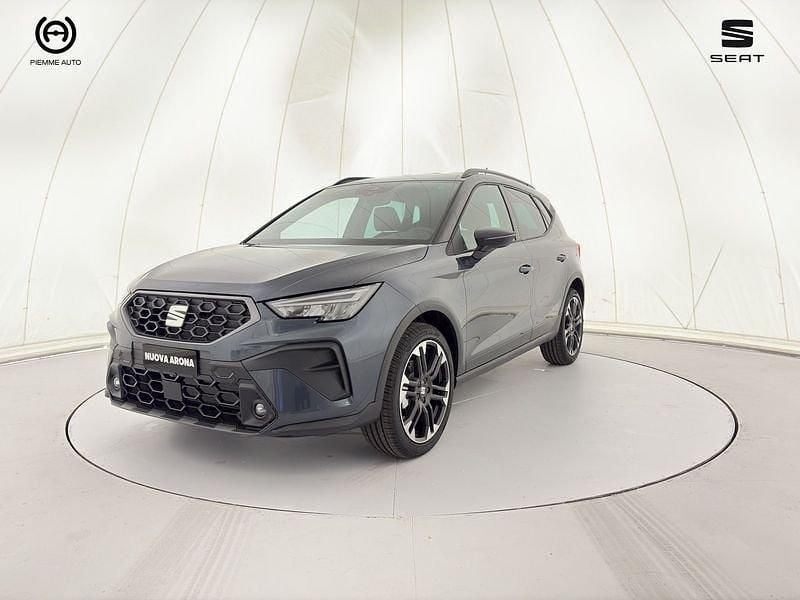 Nuova Seat Arona Black Edition 95 CV (69 kW) 2026 Grigio magnetich tech tetto nero SUV
