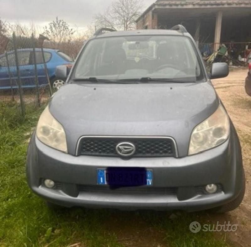 Usata Daihatsu Terios 105 CV (77 kW) 2008 Blu SUV