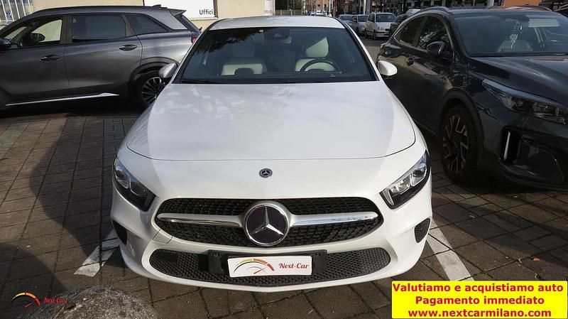 Usata Mercedes A180 Business 116 CV (85 kW) 2020 Bianco Berlina