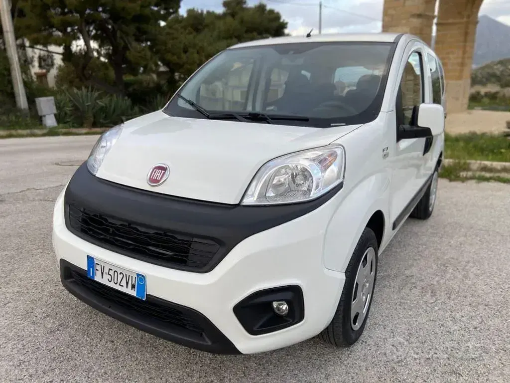 Usata Fiat Qubo Lounge 80 CV (58 kW) 2019 Bianco Monovolume