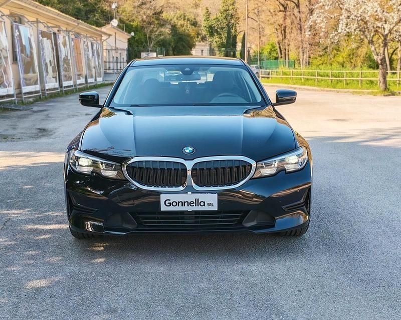 Begagnad BMW 318 Advantage 149 HK (109 kW) 2021 Svart Sedan