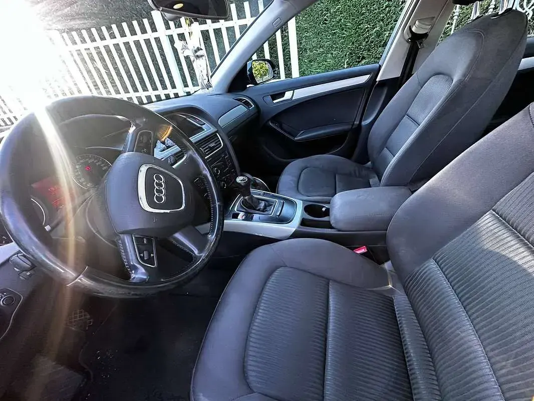 Usata Audi A4 Ambiente 120 CV (88 kW) 2012 Nero Station wagon