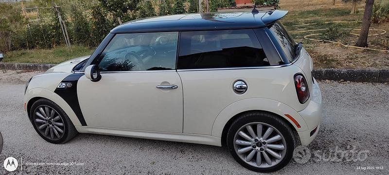 Usata Mini John Cooper Works 211 CV (155 kW) 2010 Bianco Utilitaria