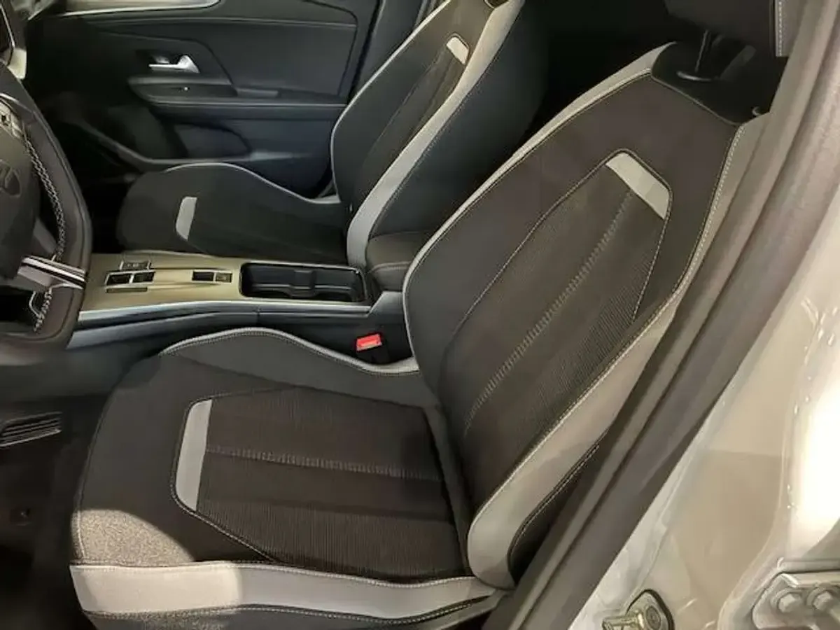 Nuova Opel Mokka 136 CV (100 kW) 2025 Bianco SUV