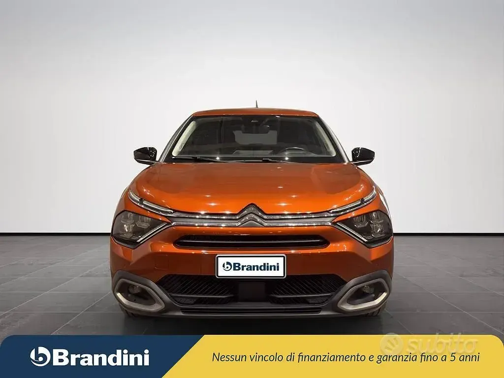 Usata Citroën C4 Shine 131 CV (96 kW) 2022 Arancio SUV