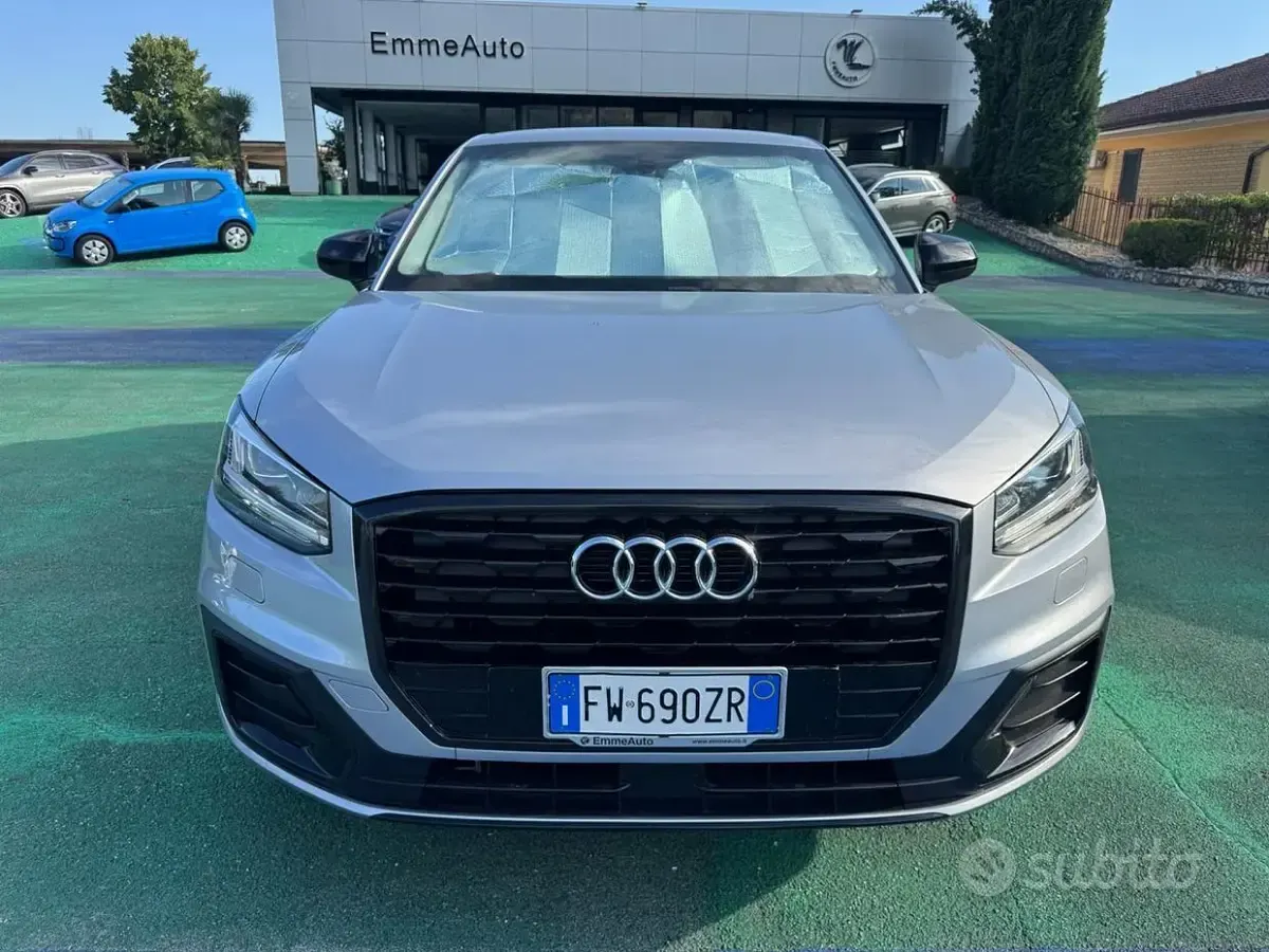 Usata Audi Q2 S-Line 116 CV (85 kW) 2019 Grigio SUV