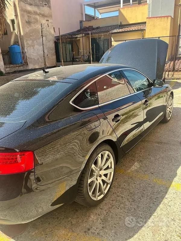 Begagnad Audi A5 190 HK (139 kW) 2015 Svart Sportkupé