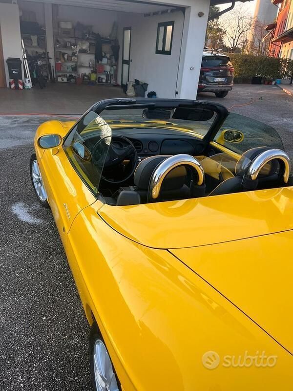 Usata Fiat Barchetta 131 CV (96 kW) 1998 Giallo Cabrio