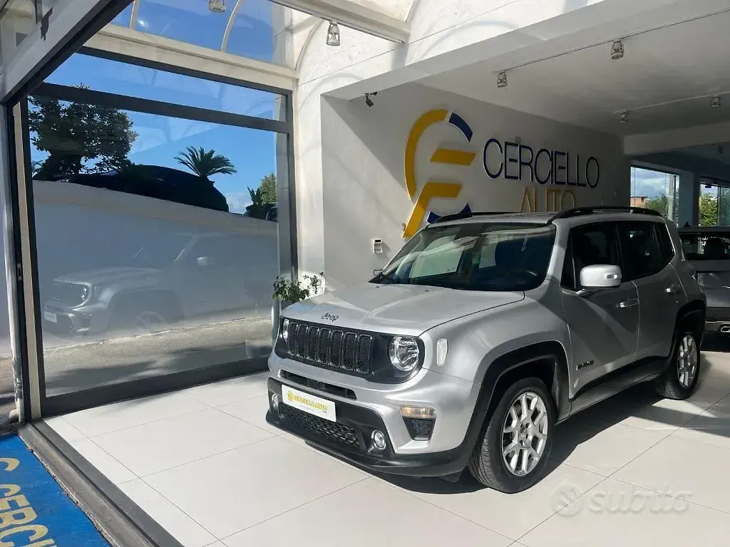 Usata Jeep Renegade Longitude 120 CV (88 kW) 2020 Grigio pastello SUV